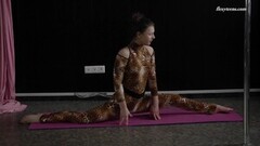Naughty Naked gymnastics with Tamara Neto Thumb