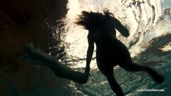 Cute Underwater hot babe Petra swims naked Thumb