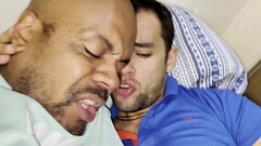 Ativo cedeu e deu o cuzinho, que negro do rabo grande e apertadinho Thumb