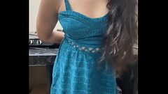 Sexy gal nude in kitchen Thumb