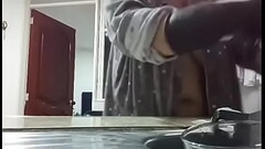 Se filtra v&iacute_deo casero de la madrastra de mi prima. tetas naturales Thumb