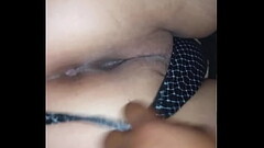 Moviendo mi delicioso culo en la verga de mi vecino Thumb