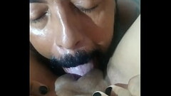 UMA F&Atilde_ ENVIA UM V&Iacute_DEO TOCANDO UMA SIRIRICA,FALA VOU CABELUDA QUERO QUE VOC&Ecirc_ RASP Thumb