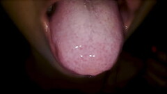 Garganta profunda mi hermanastra latina Susy se traga todo el semen despu&eacute_s de mamada intensa Thumb