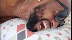 Meu vizinho neg&atilde_o dando o cuzinho pela primeira vez, gemendo muito - FULL RED Thumb