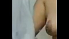 Espiando las tetas de mi cu&ntilde_ada Thumb