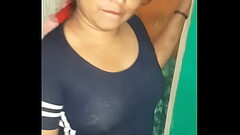 Estaba lavando ropa y justo llego mi amigo a los tiempos me viene a visitar y a darme mi rica cojida Thumb