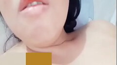 Estoy sola en el departamento de mi hermanastro lo estoy esperando para que venga a culiarme , hasta Thumb