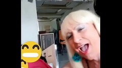 F&atilde_ do Xvideos FelipeVaparaiso faz uma surpresinha com seu pau delicioso e um v&iacute_deo car Thumb