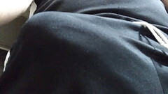 Safado de pau duro no short Thumb