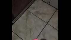 gozando muito no banho Thumb