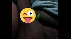 Minha Vizinha safada  de Pernambuco me mandou video fudendo a buceta com um consolo meu zap... Thumb