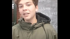 COLEGIALO ACARICIA SENSULAMENTE UNA CUADRENOLA Y SE VIENE ADENTRO DE ELLA Thumb
