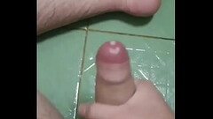 Trai H&agrave_n Sục cu 3 Thumb