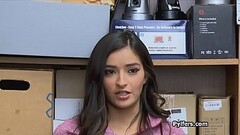 Latina teen thief punished by security guard Thumb