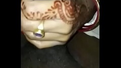 Desi wife sucking lund Thumb
